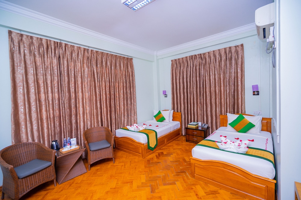 Deluxe Twin Room, 2 Twin Beds photo 1