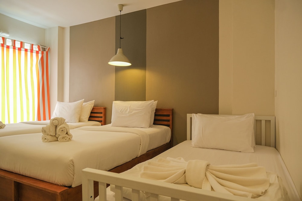 Basic Triple Room photo 1