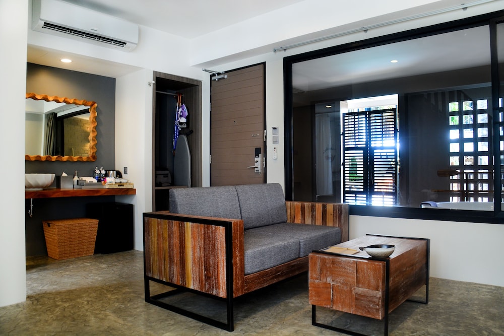 Duplex - Photo 3