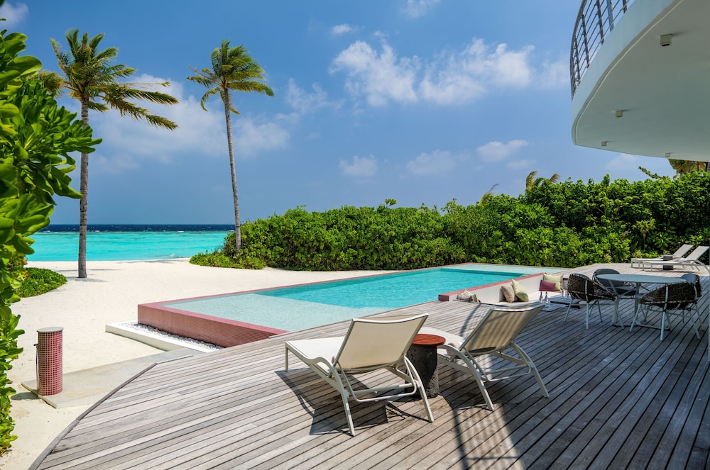 Two Bedroom Beach Residence with Pool - Photo 11
