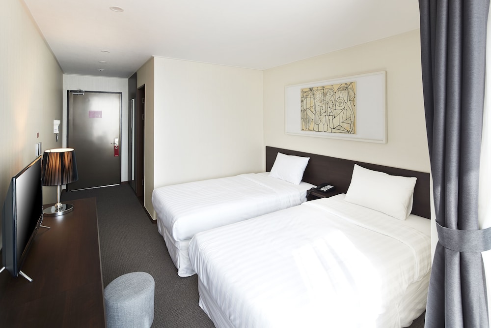 Superior Twin Room - Photo 3