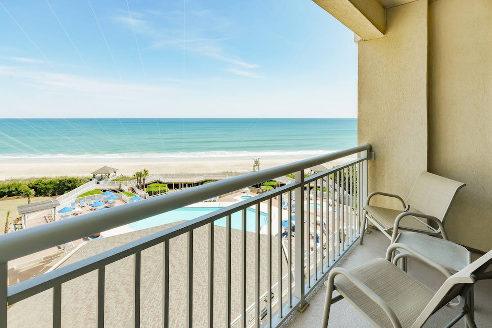 Standard Room, 1 King Bed, Oceanfront - Photo 6
