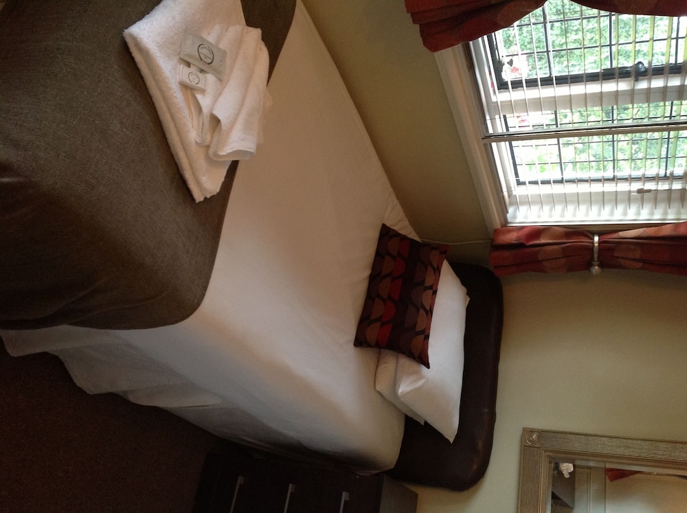 Single Room, Ensuite photo 1