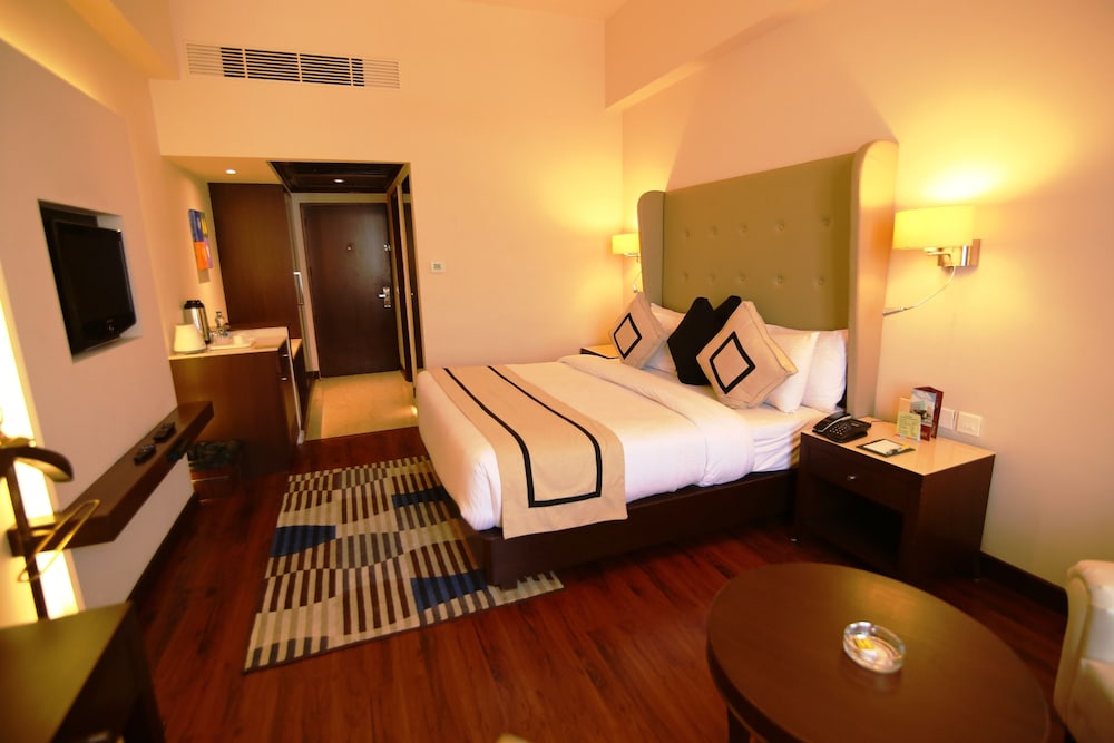 Executive Room - Photo 2