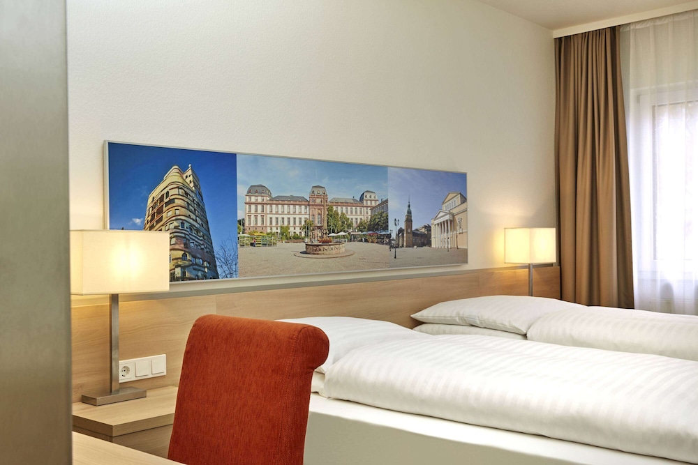 Comfort Room - Photo 2