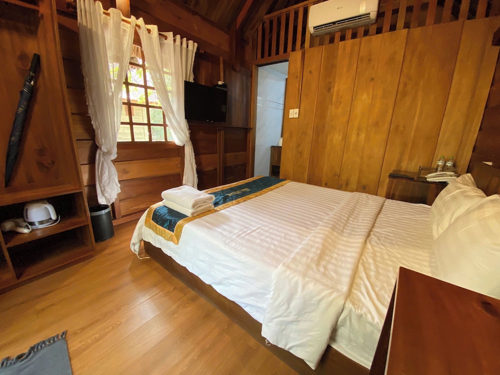 Basic Double or Twin Room - Photo 2