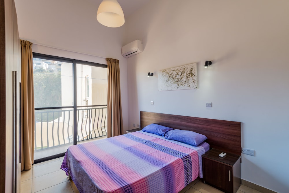 Apartment, 3 Bedrooms, Sea Facing