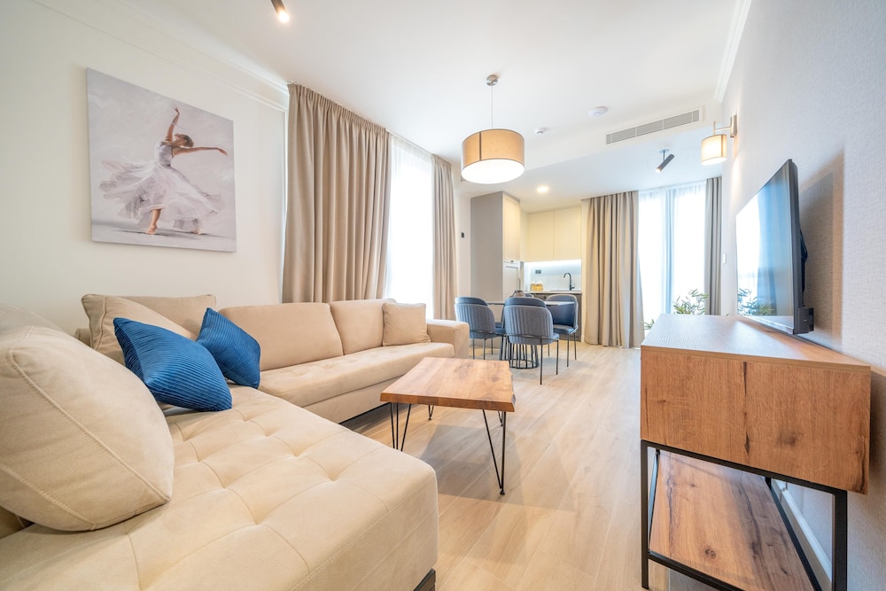 Junior Suite, 1 Queen Bed with Sofa bed, Balcony, Sea View