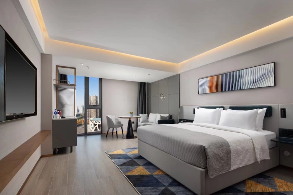 Classic Double Room, City View photo 1