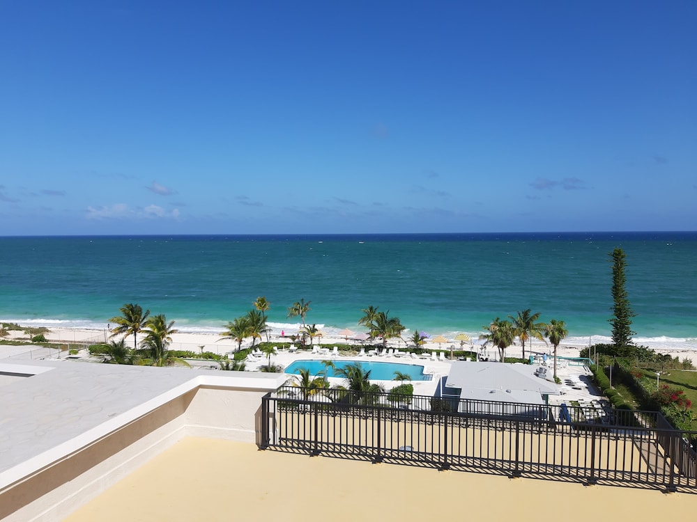 The Lookout - Coral Beach photo 2