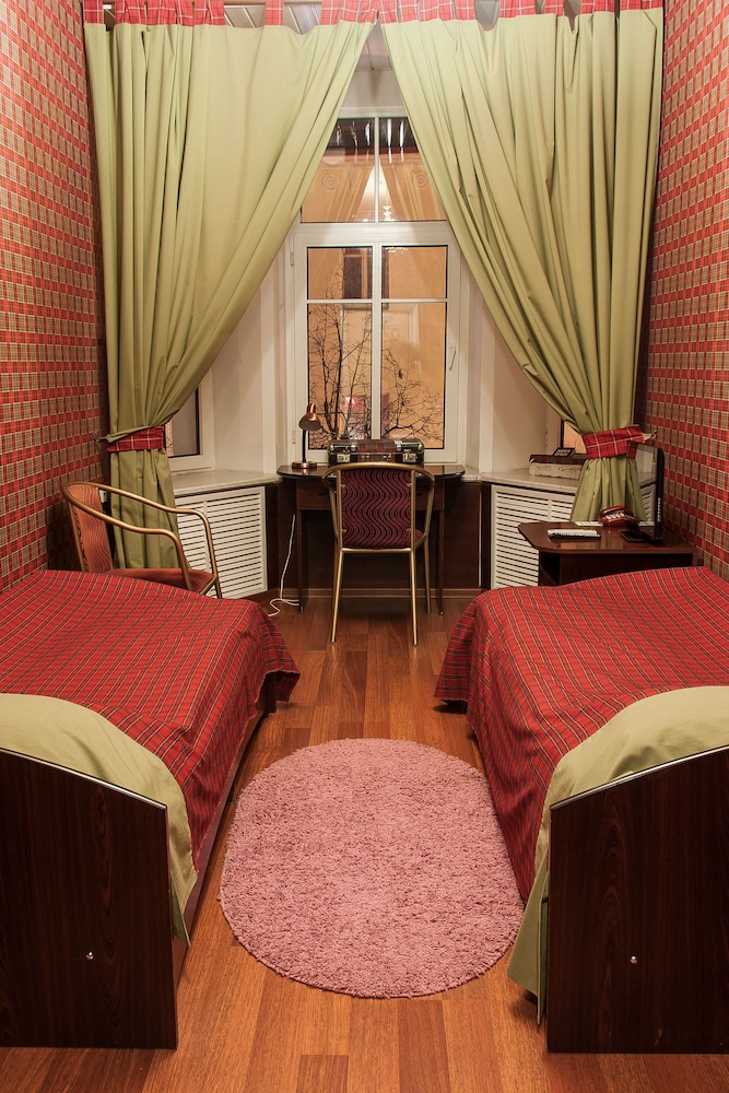 Standard Twin Room photo 2