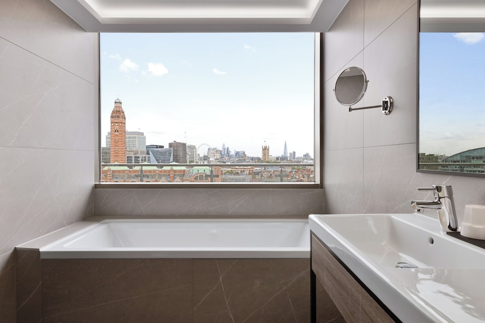 Presidential Suite Package photo 2