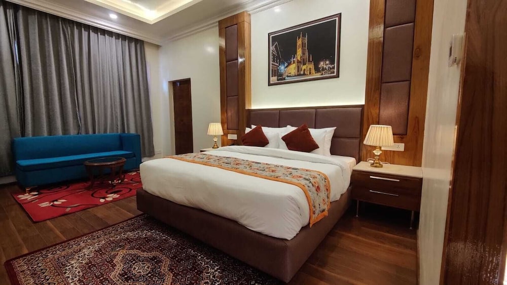 Luxury Room