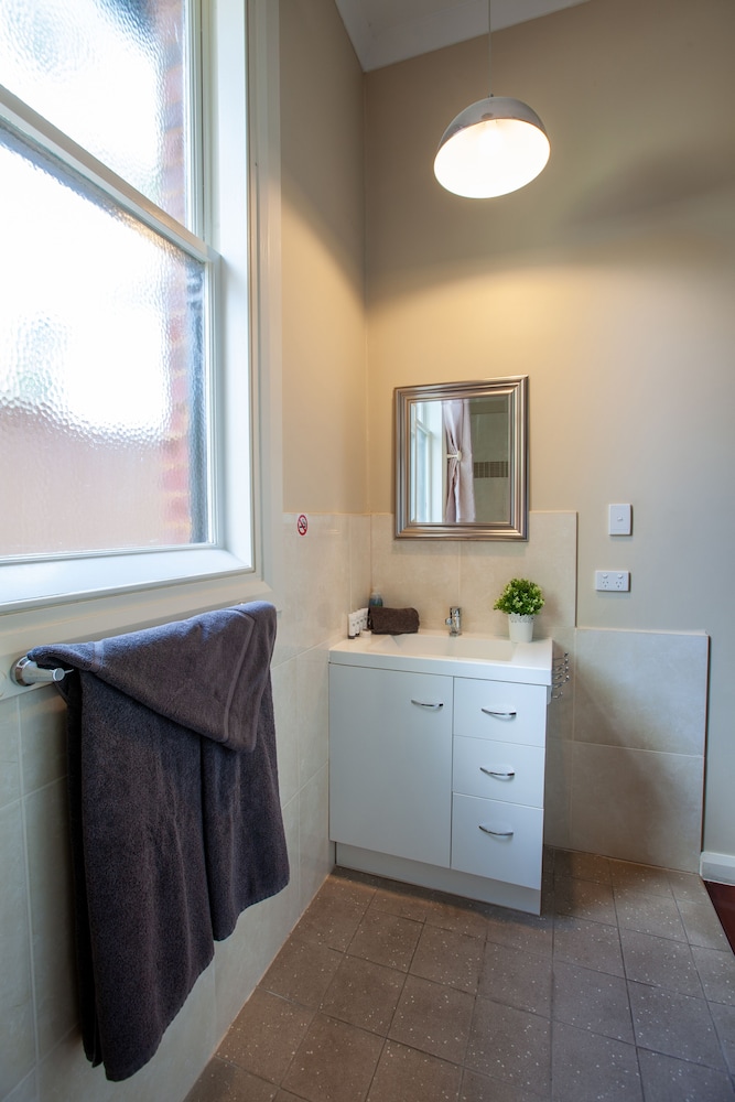 The Stables - Double Room Ensuite photo 2