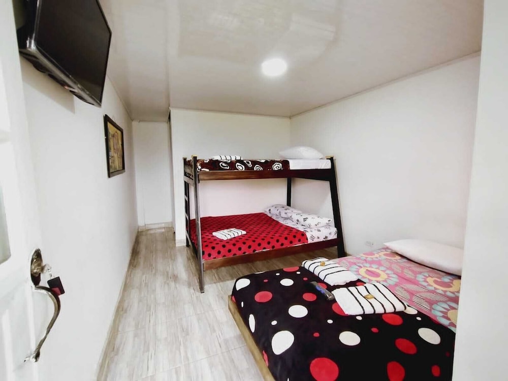 Standard Quadruple Room photo 2