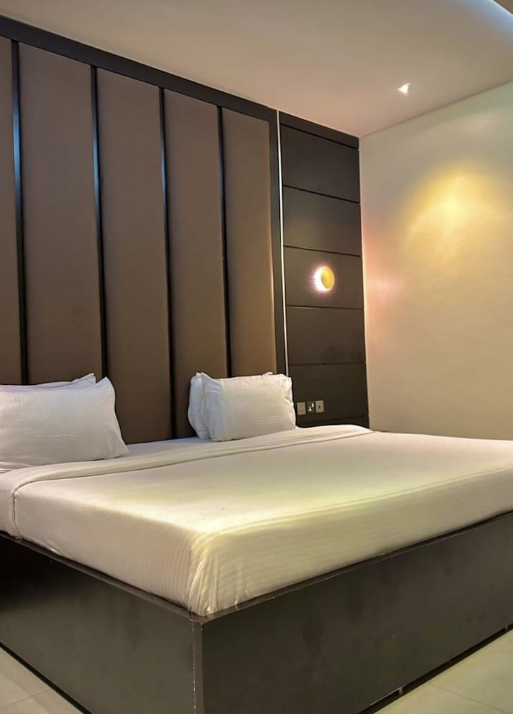 Classic Room, 1 Queen Bed