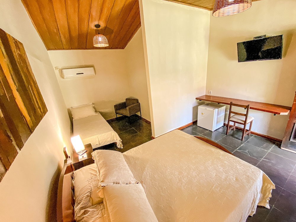 Standard Triple Room photo 3