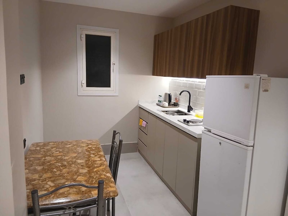 Twin Room - Photo 5