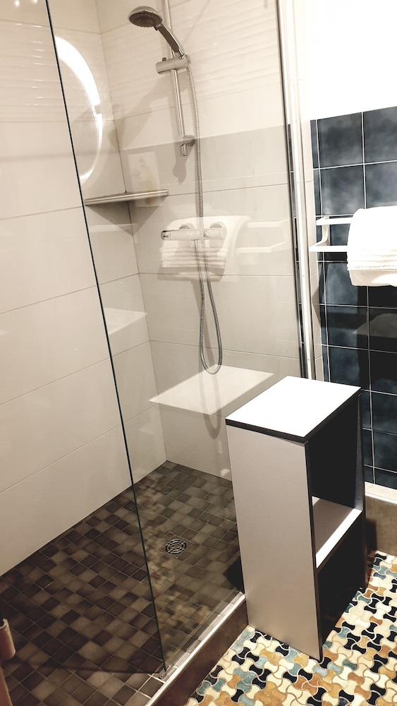 Comfort Triple Room, 1 Bedroom, Non Smoking, Garden View photo 2