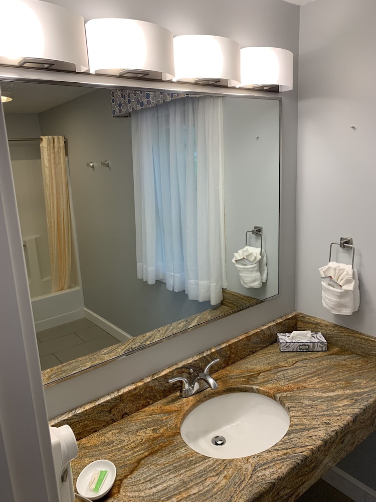 Standard Room photo 3