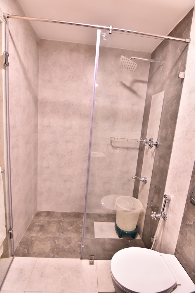 Executive Double Room - Photo 6
