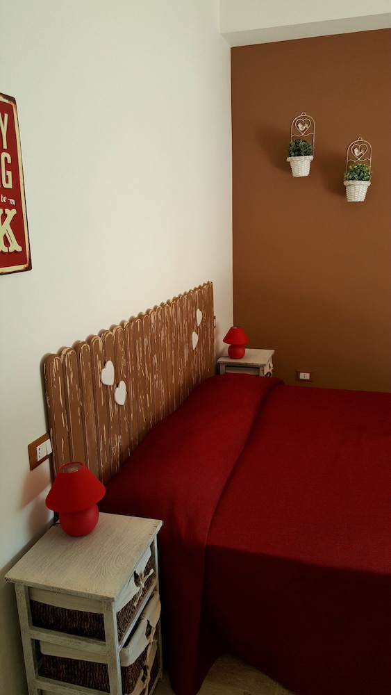 Double Room, 1 Queen Bed, Sea View (2) photo 3