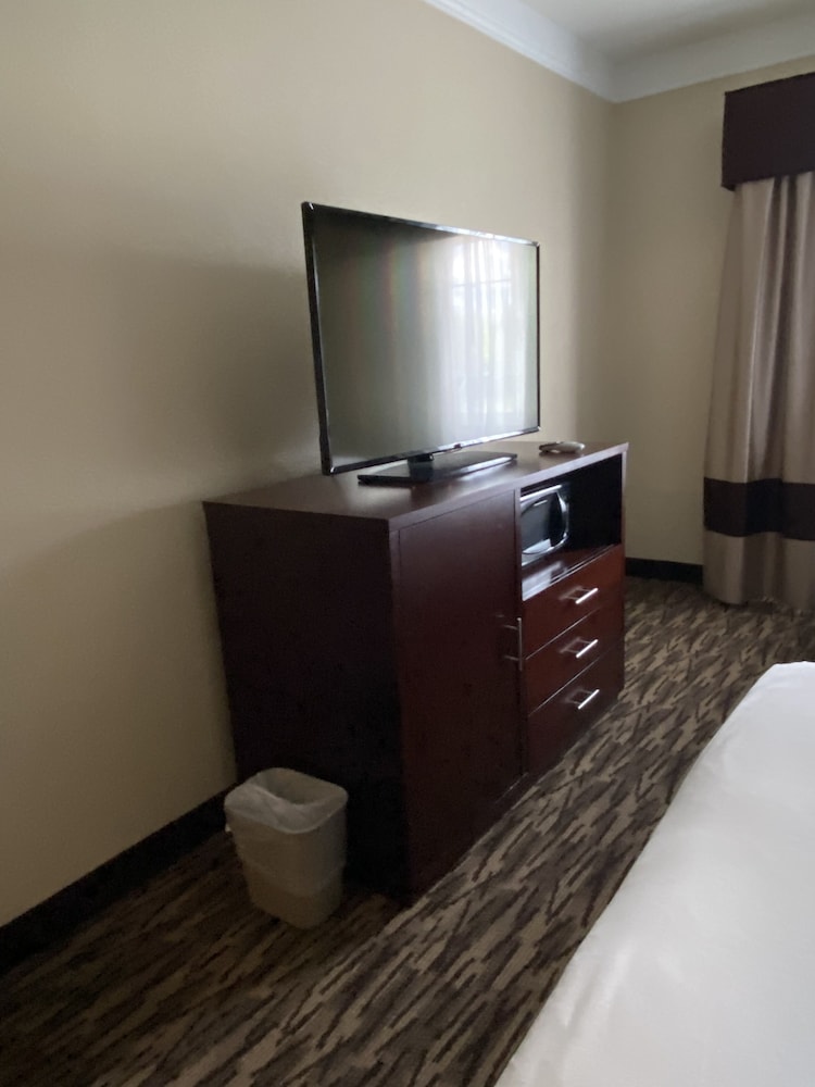 Suite, 1 King Bed with Sofa bed, Non Smoking - Photo 12