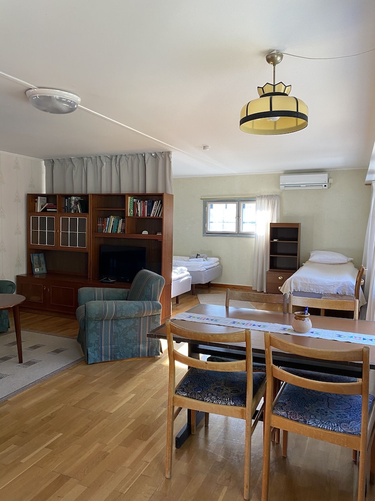 Basic Cabin, Multiple Beds, Non Smoking, Kitchen