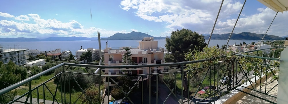 Classic Studio, Balcony, Sea Facing photo 3