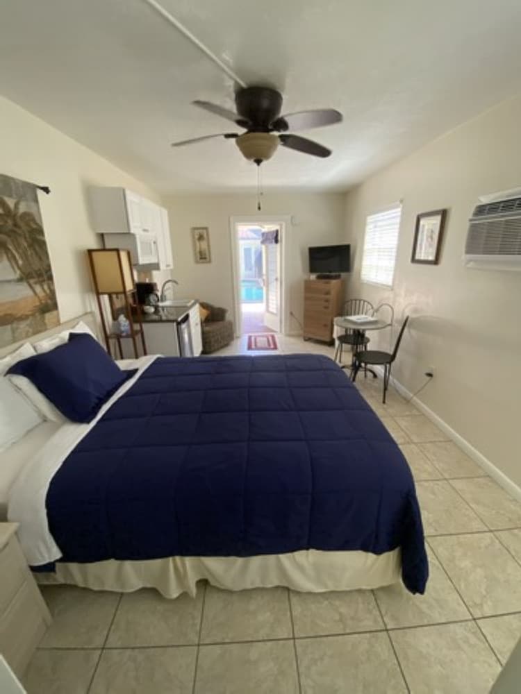 Economy Villa photo 2