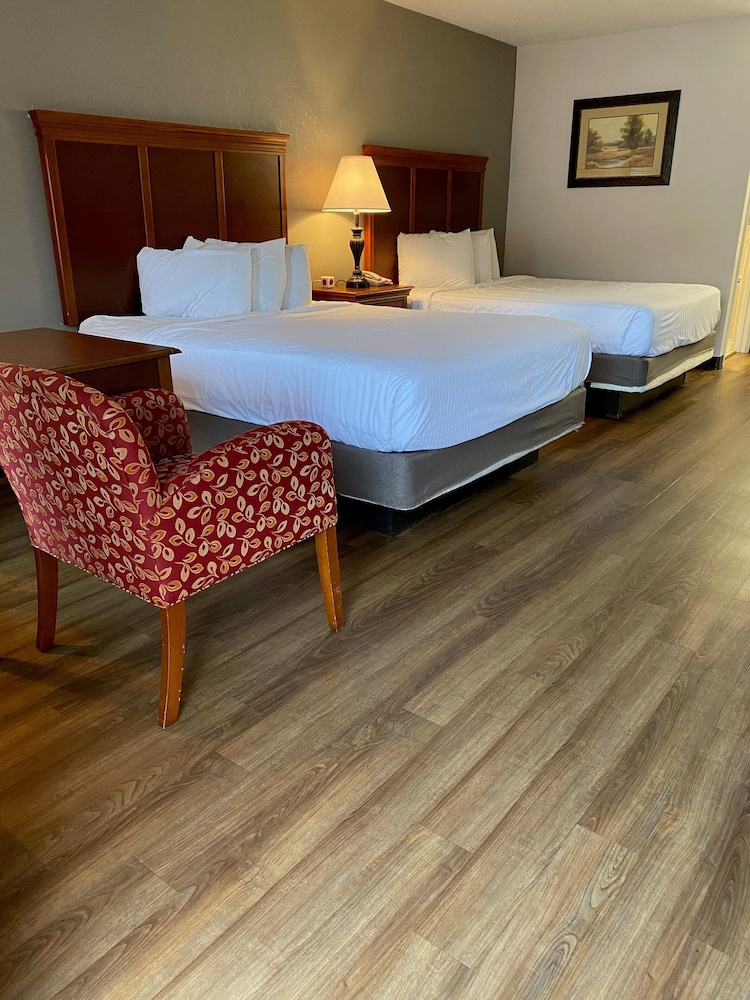 Standard Room, 2 Queen Beds, Smoking