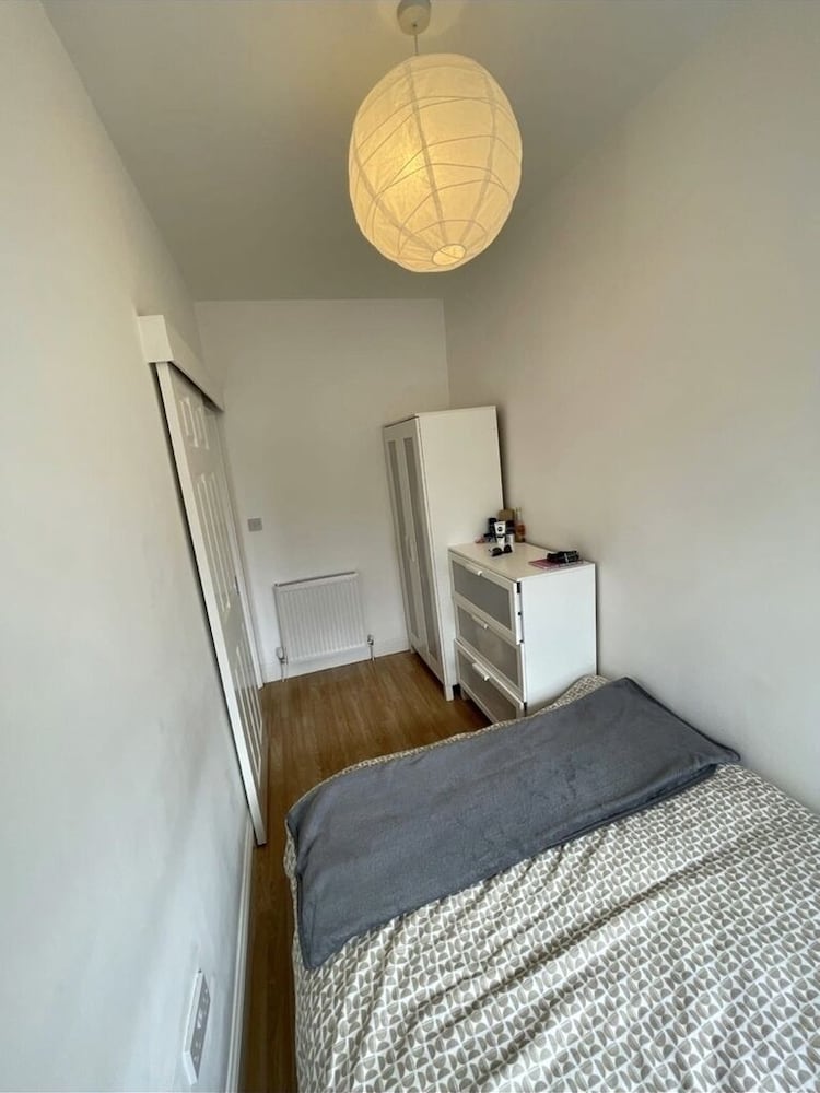 Apartment photo 2
