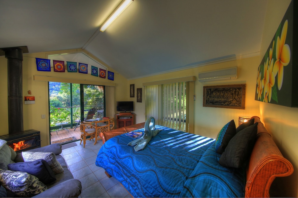 Tuban Spa Cabin (Older Style) photo 2