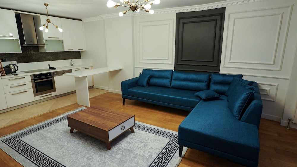 Apartment photo 1