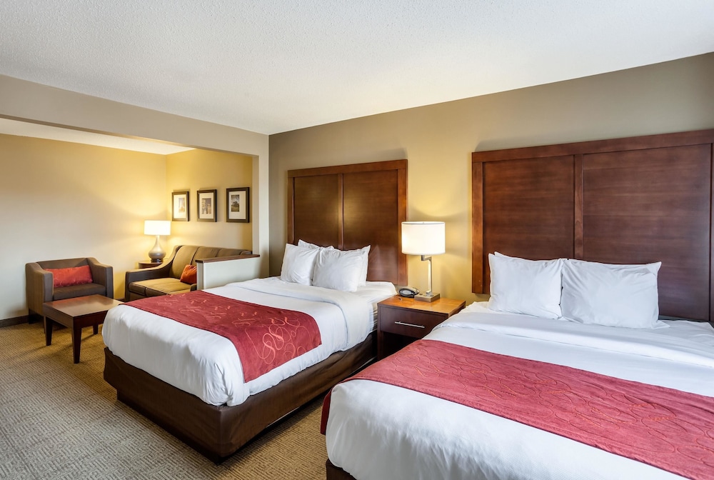 Suite, Multiple Beds, Accessible, Non Smoking - Photo 1
