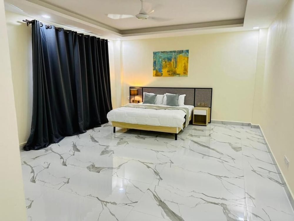 Luxury Apartment, 1 Bedroom, Kitchenette, City View photo 1