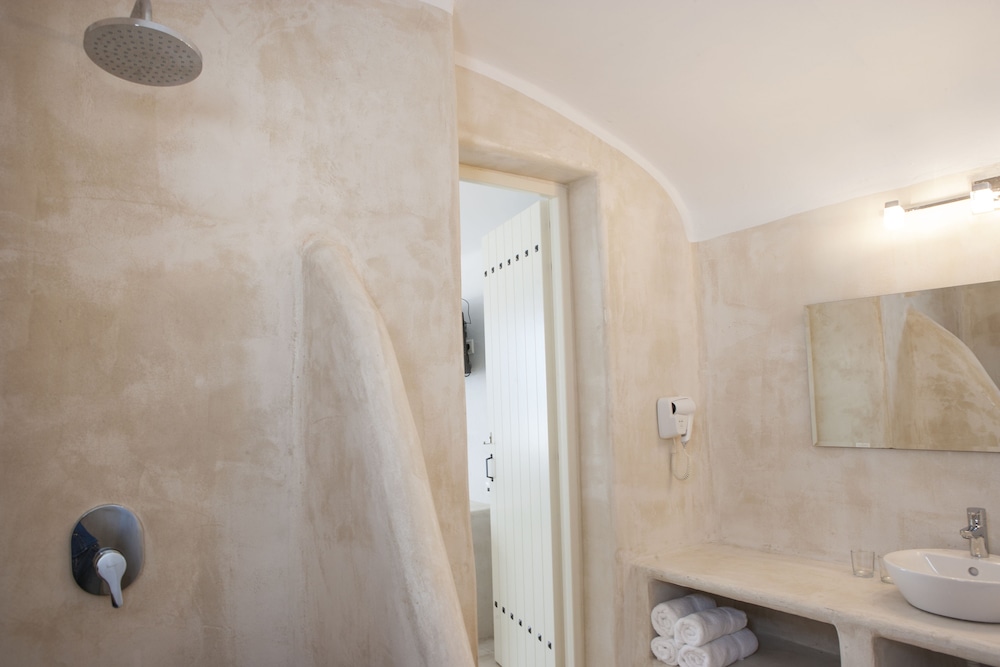 Superior Double or Twin Room, Private Pool (Adults Only) - Photo 5