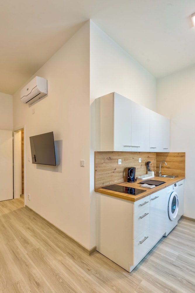 Comfort Studio, City View