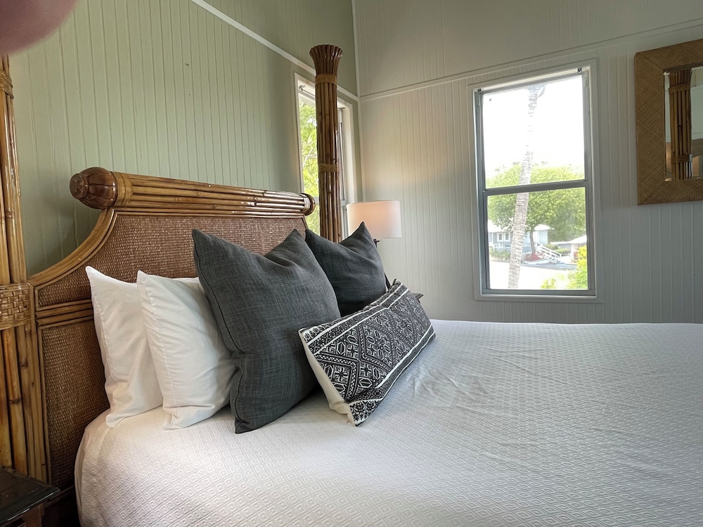 Deluxe Villa, 1 Queen Bed with Sofa bed, Ocean View photo 3