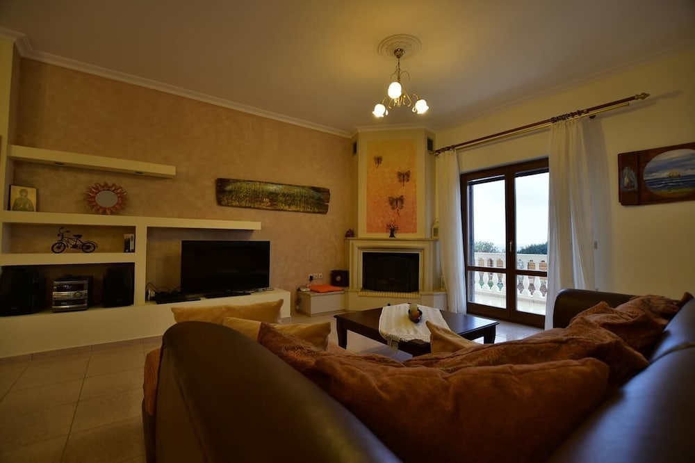 Villa, 4 Bedrooms photo 2