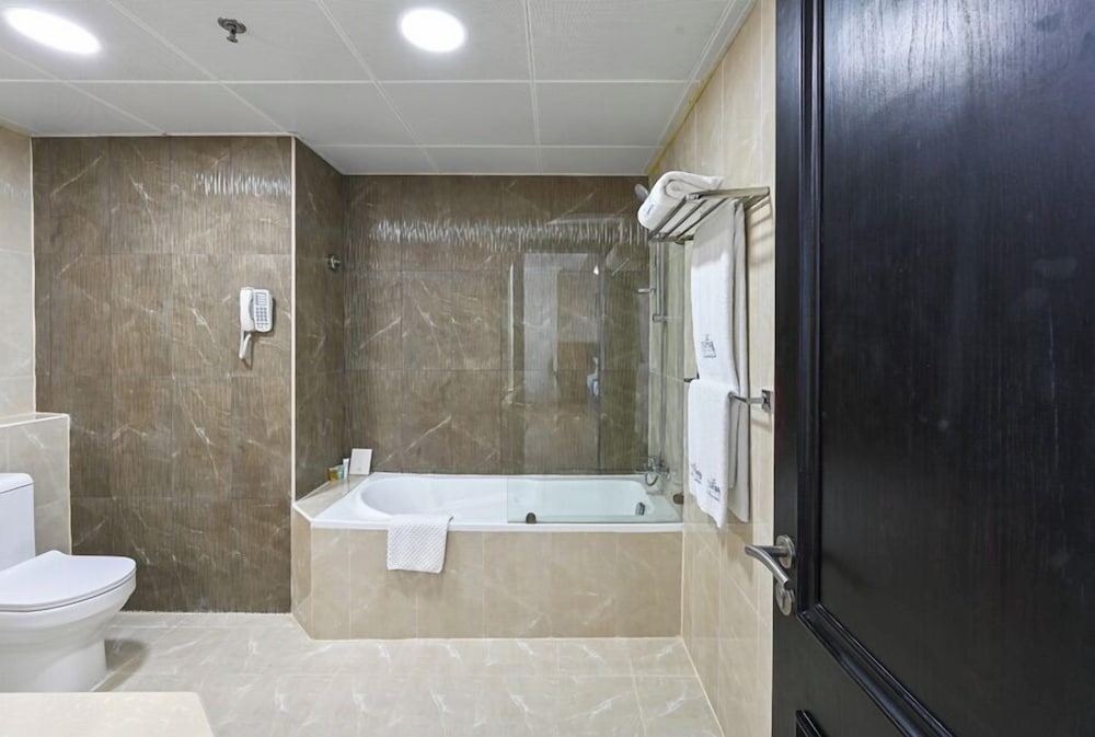 Family Apartment, 2 Bedrooms, Kitchen, Tower - Photo 8