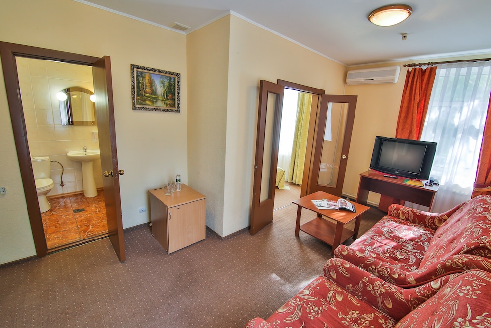 Family Double or Twin Room photo 2