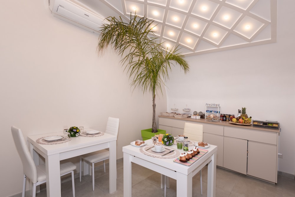 Exclusive Double or Twin Room, Terrace, City View photo 2