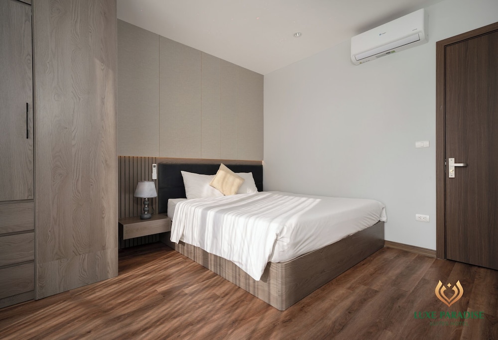Apartment, 2 Bedrooms, Balcony, Lake View