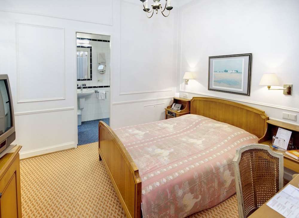Standard Single Room - Photo 2