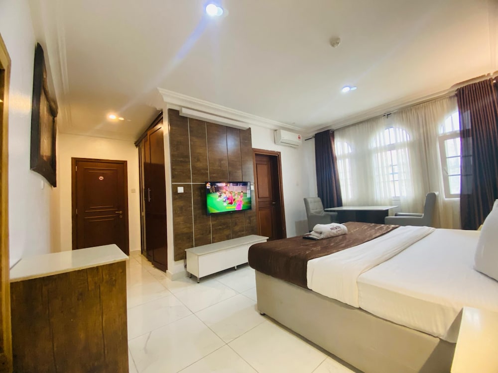 Royal Room photo 1