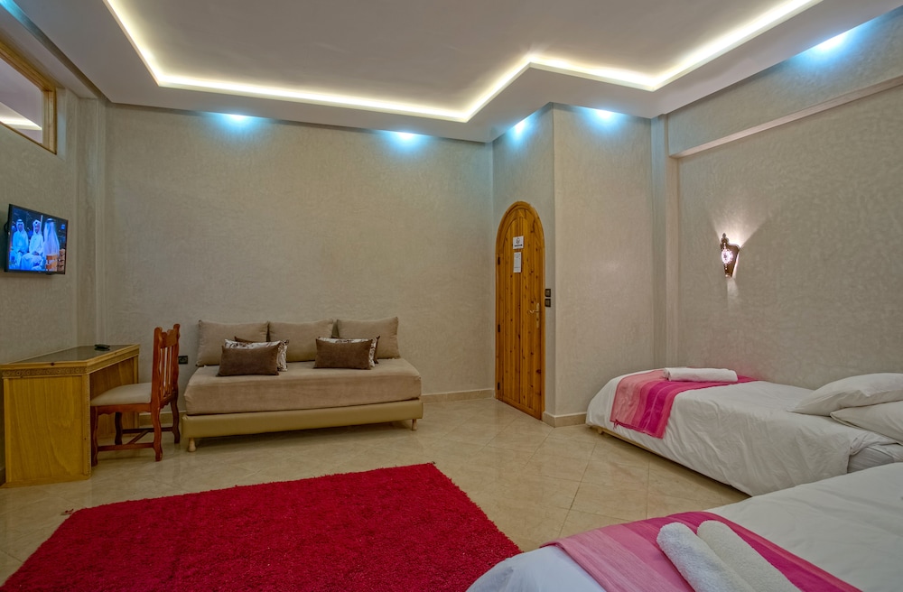 Comfort Apartment photo 1