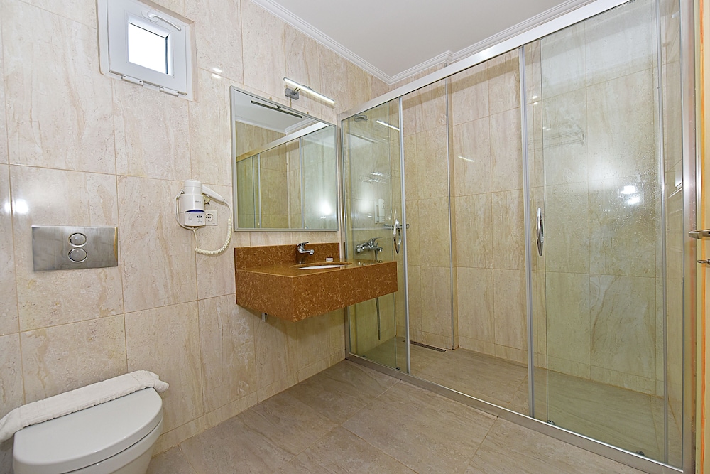 Standard Room photo 2