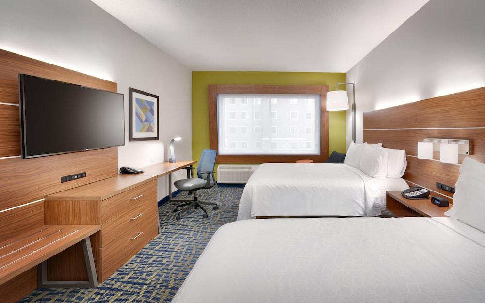 Holiday Inn Express & Suites - Gainesville I-75 by IHG, Photo 3