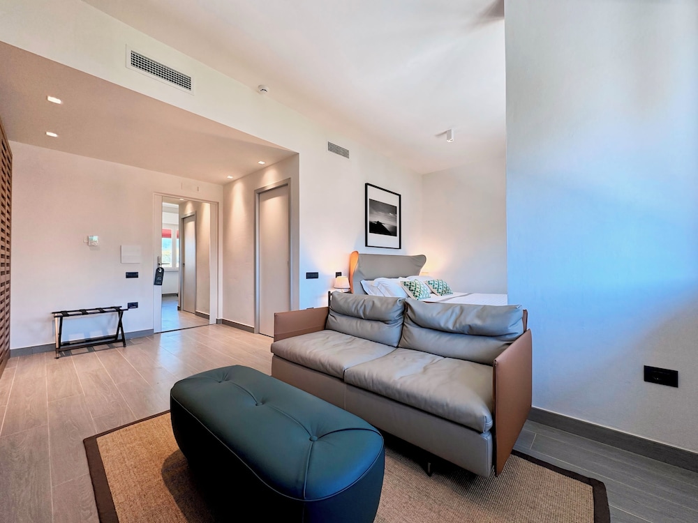 Junior Suite - Photo 17